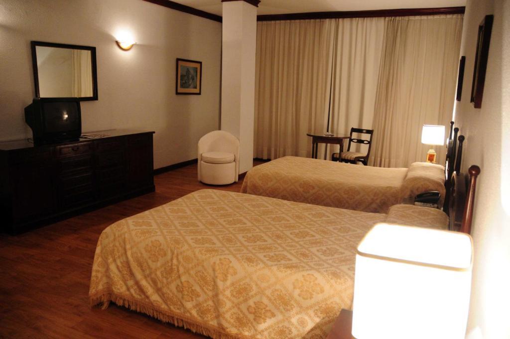 אסונסיון Excelsior Inn מראה חיצוני תמונה